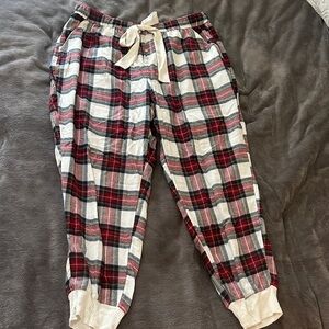 Abercrombie & Fitch Red Plaid Sleepwear Pants